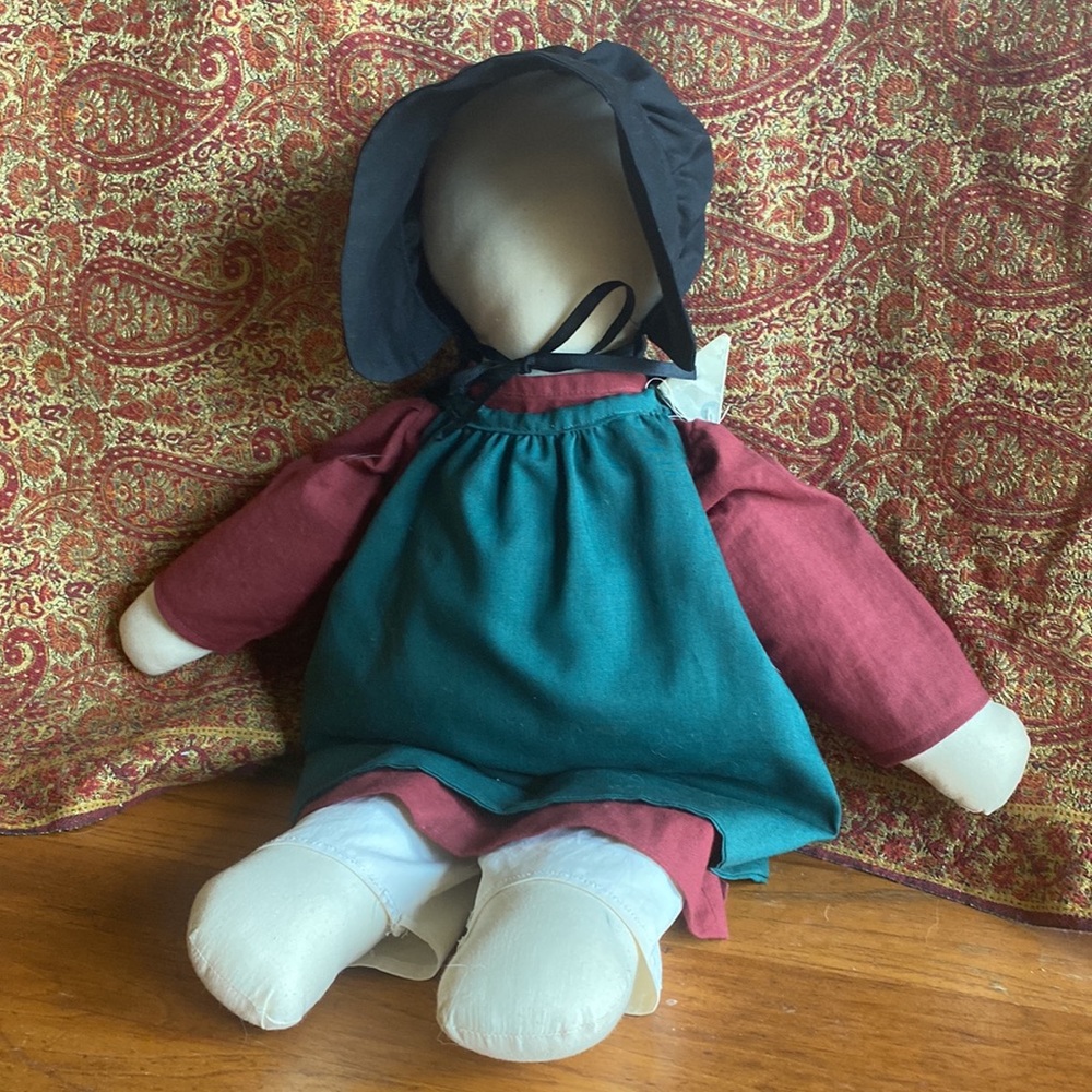 Vintage hand made rustic farmhouse Amish girl doll with traditional attire